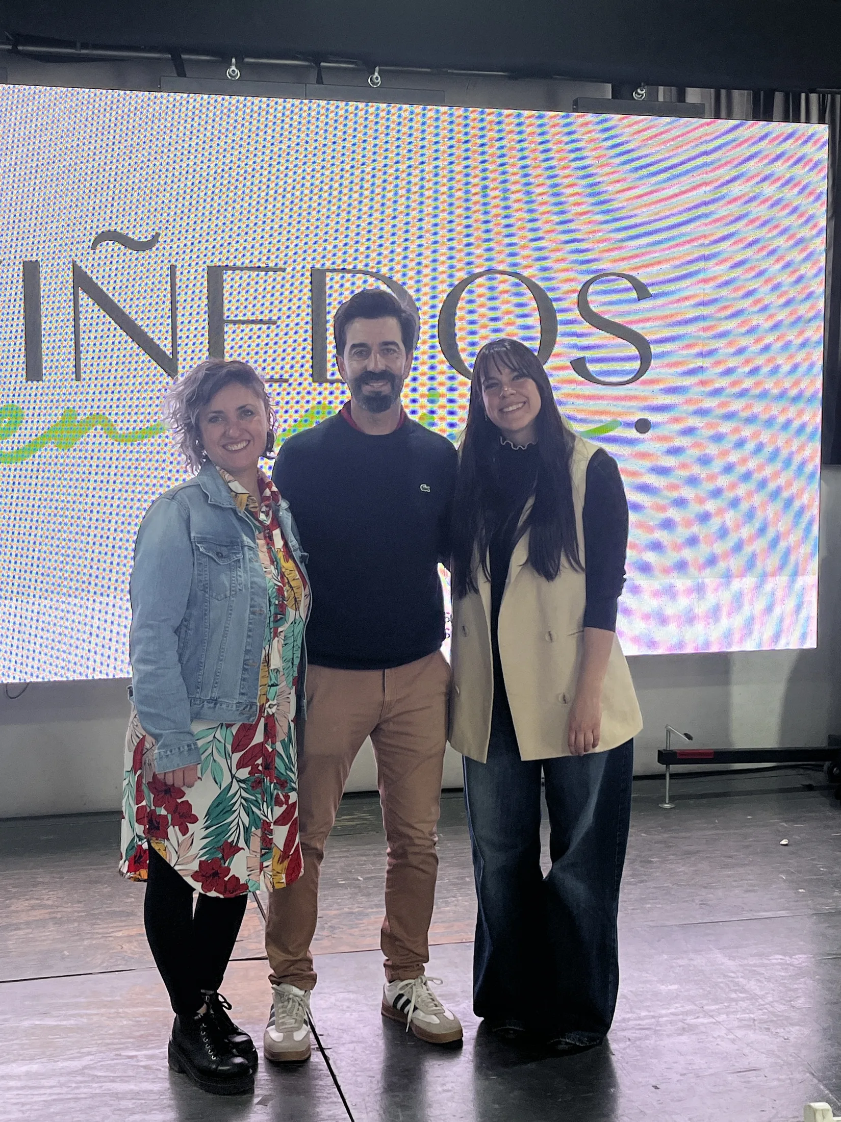 Equipo de Viñedos en Acción